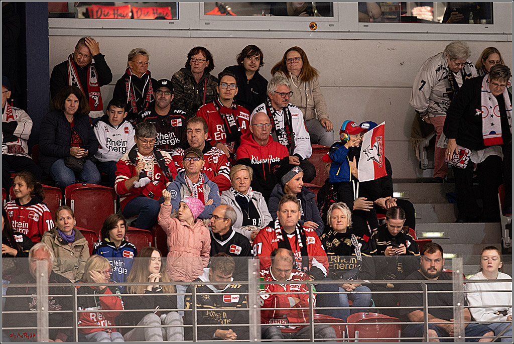 PENNY DEL 1. Testspiel Koelner Haie - Loewen Frankfurt; Koeln, 27.08.2023